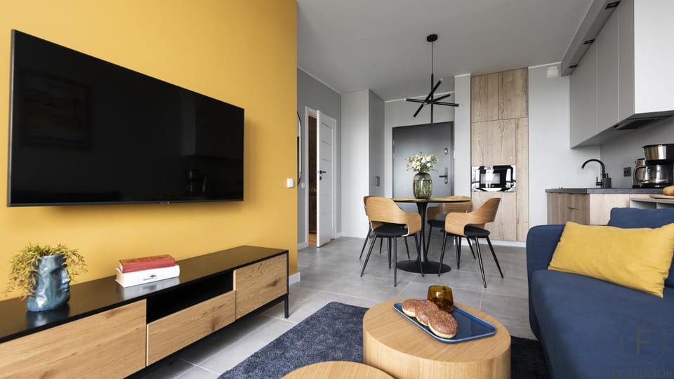 TV and multimedia, Living room, Dining area