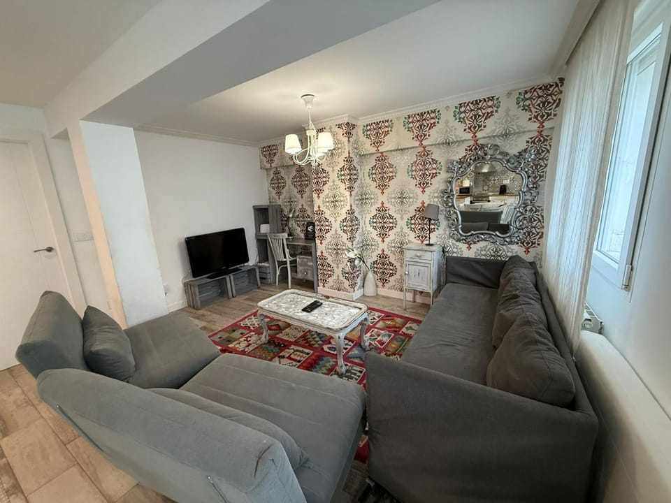 AtuaireHome Vivienda en perfecta ubicación al lado de la Catedral de Burgos Apartment in Burgos