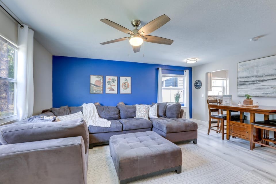 Coastal Sarasota Condo: Minutes to Beach! House in Sarasota