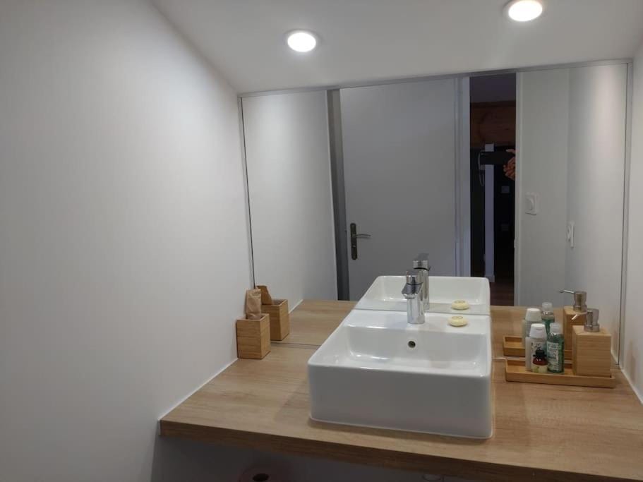 studio cocoon BORDEAUX Chartrons/ Jardin Public Apartment in Bordeaux