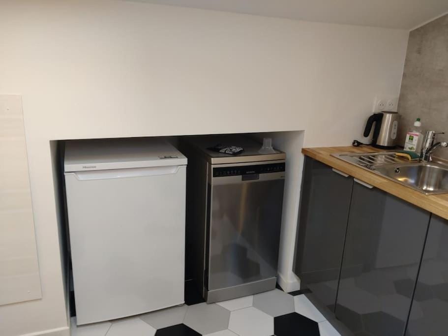 studio cocoon BORDEAUX Chartrons/ Jardin Public Apartment in Bordeaux