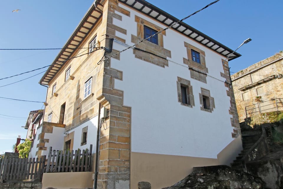 LA MAR SALADA Apartment in Lastres