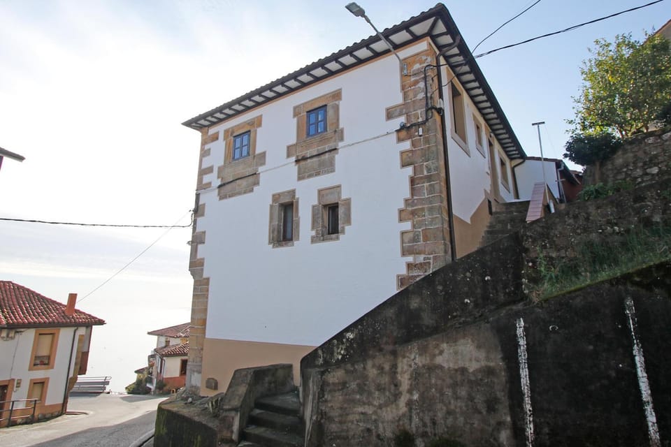 LA MAR SALADA Apartment in Lastres