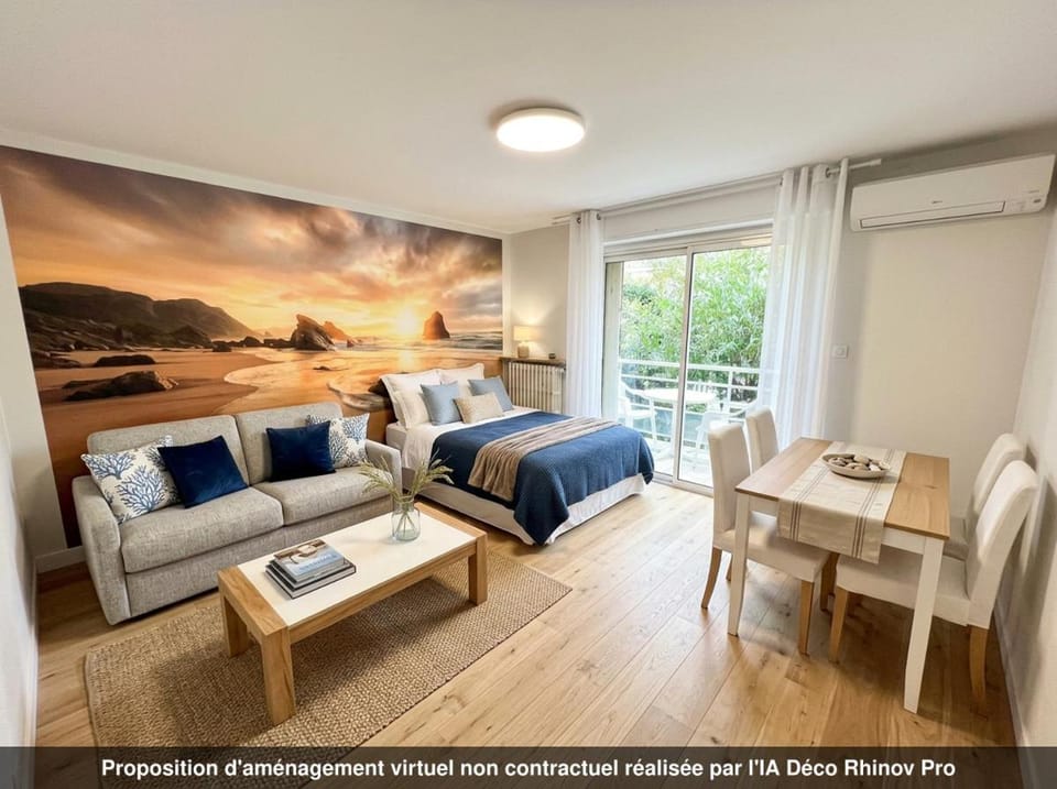 Cannes Été Edition T2 haut standing sur la Croisette, front de Mer à côté du Carlton, pour 4 personnes Plage 1m , Palais 5mn emplacement exceptionnel Apartment in Cannes
