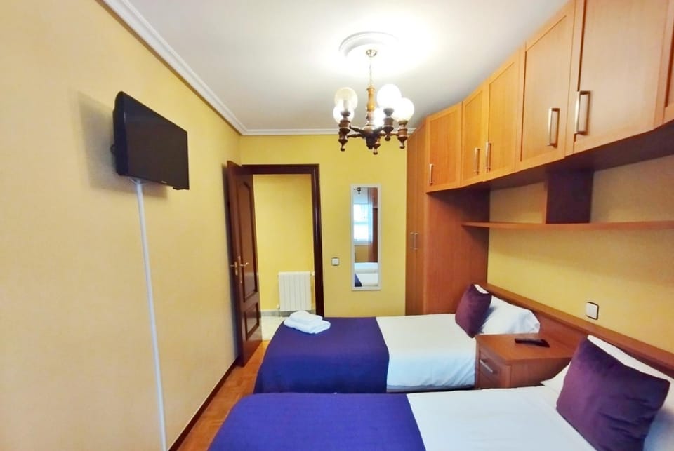 La Casa de Cué CON GARAGE VUT-3184-AS Apartment in Gijón