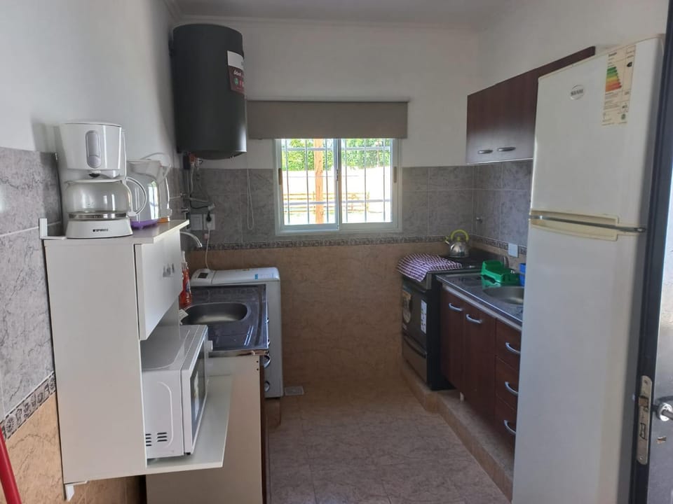 Kitchen or kitchenette, minibar, pet friendly, toaster