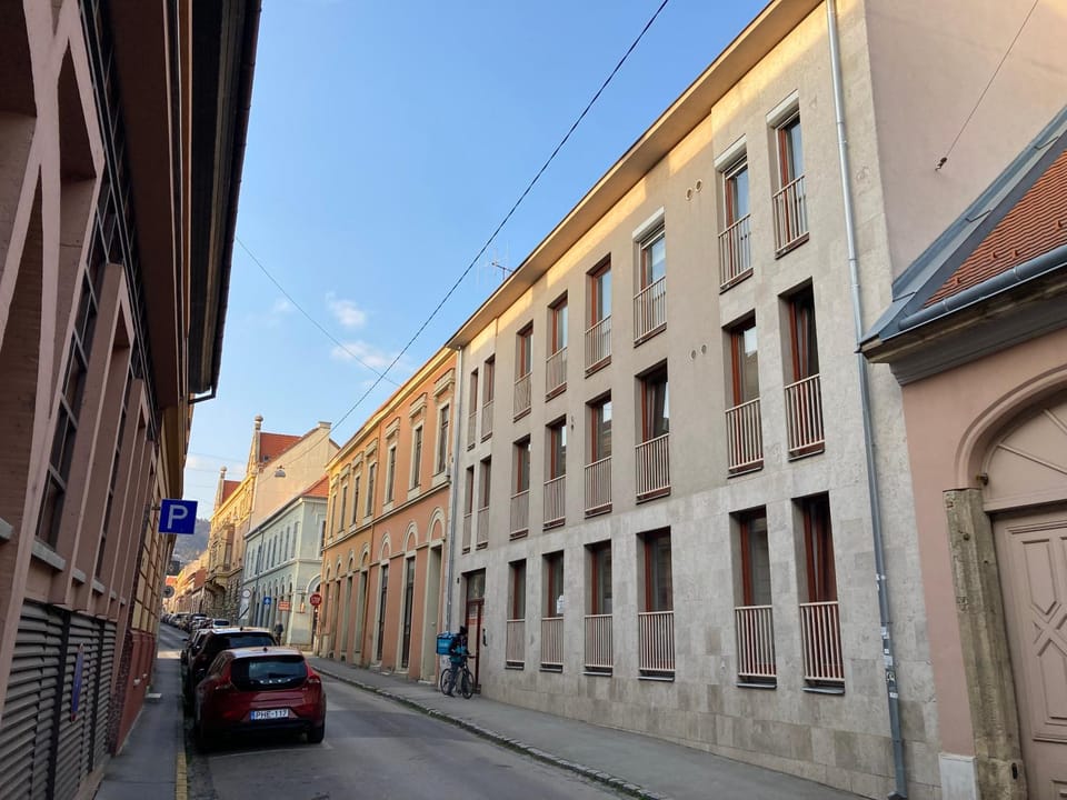Property building, Neighbourhood, Street view