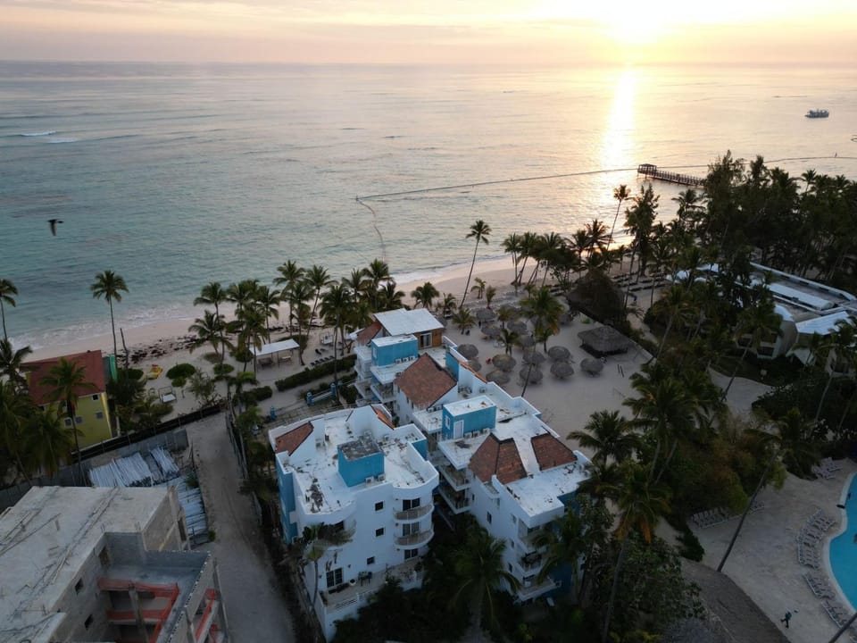 Room beach-front with private bathroom -Adults only Vacation rental in Punta Cana