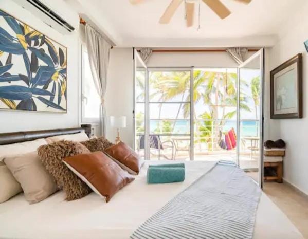 Room beach-front with private bathroom -Adults only Vacation rental in Punta Cana