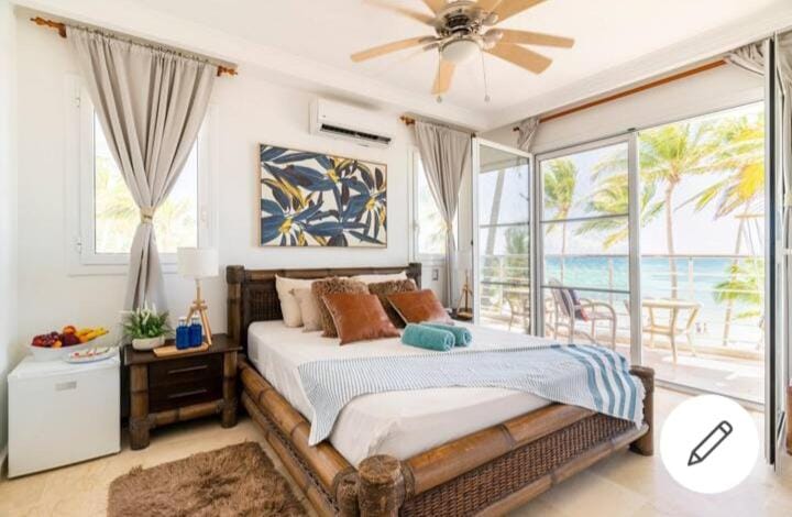 Room beach-front with private bathroom -Adults only Vacation rental in Punta Cana