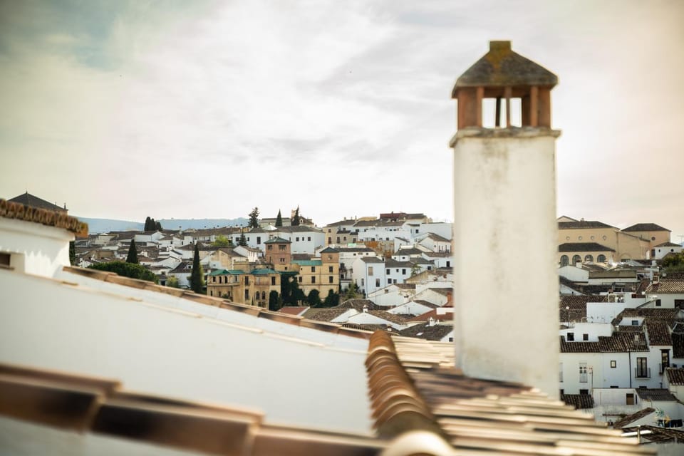 Nearby landmark, Neighbourhood, Balcony/Terrace, City view, Street view