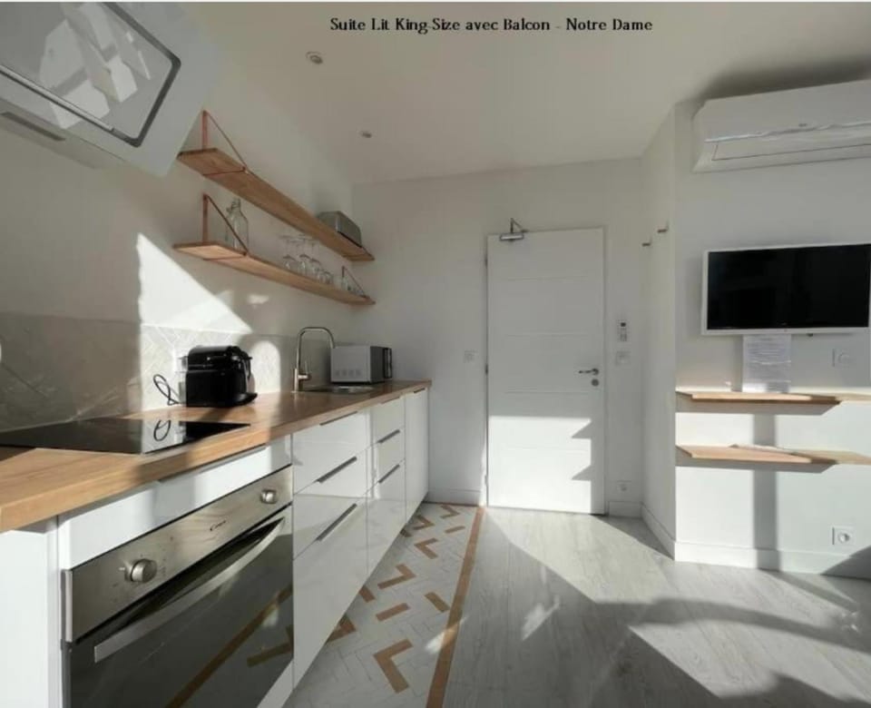 LaFrenchCasa Clandestina Apartment in Marseille