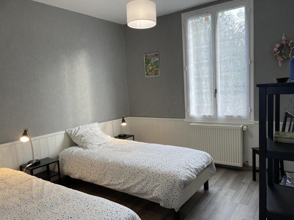 Maison de campagne rénovée avec terrasse et jardin - FR-1-489-363 House in Auvergne-Rhône-Alpes