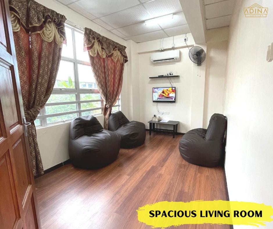 Communal lounge/ TV room