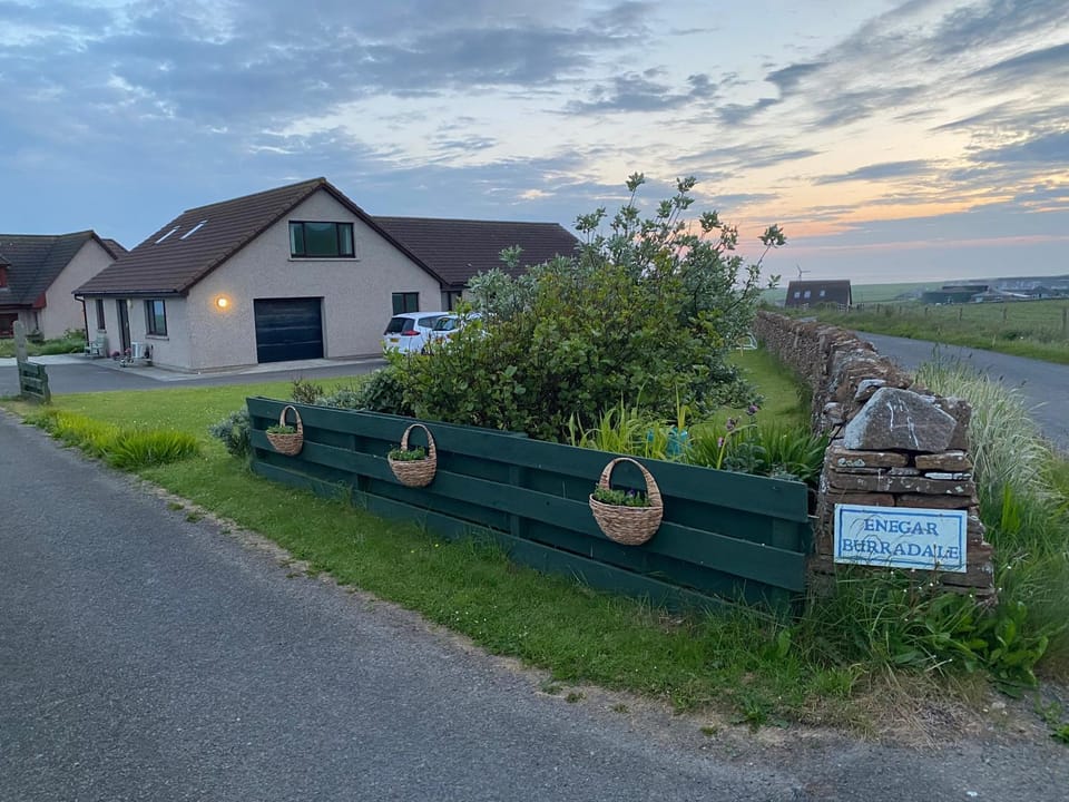 Enegar Accommodation Apartment in Scotland
