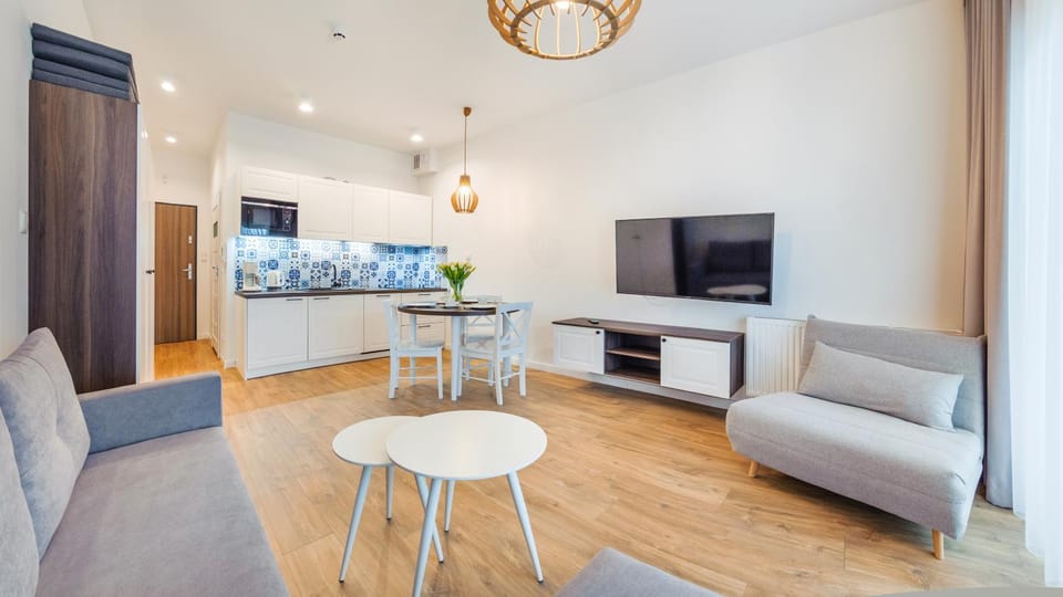 TV and multimedia, Kitchen or kitchenette, Seating area, Dining area