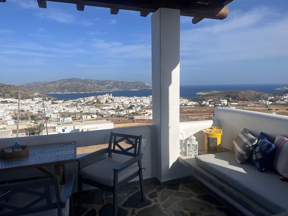Villa Argentosa House in Milos