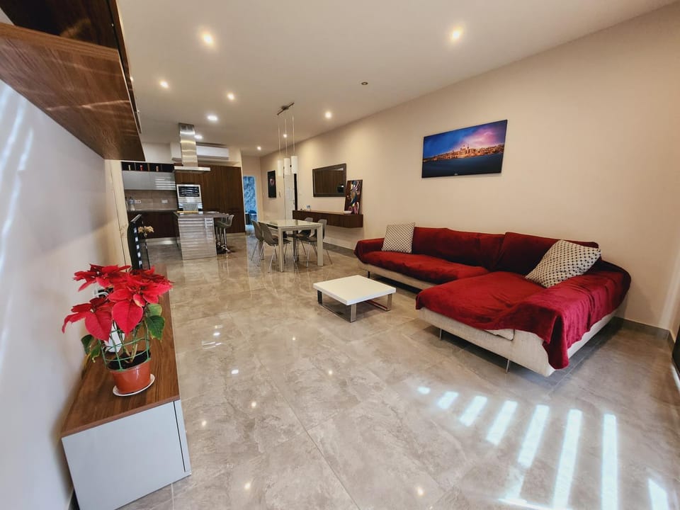 Ocean Blue Apt4 luxurious, modern Apt at Zonqor Pt Apartment in Marsaskala
