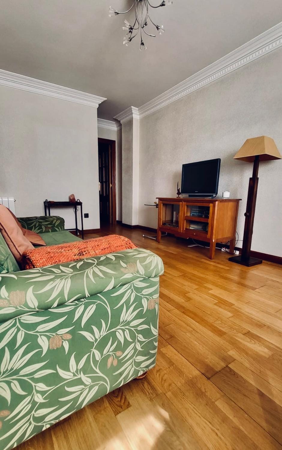 Communal lounge/ TV room, TV and multimedia, Living room, Seating area