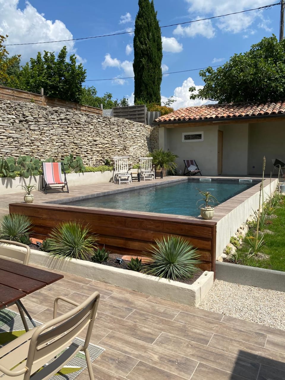 Gîte Le mas des Gypières à l'Isle-sur-la-sorgue House in L'Isle-sur-la-Sorgue