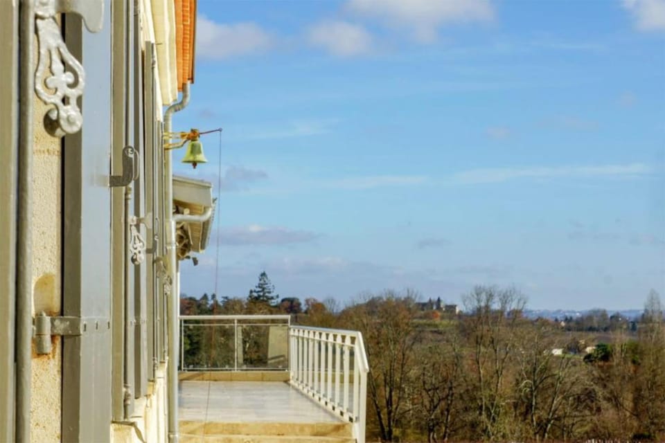 Magnifique villa plain pied avec piscine Villa in Fronsac