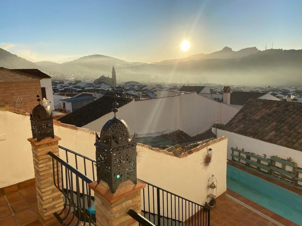 Mountain view, Pool view, Swimming pool, Sunrise