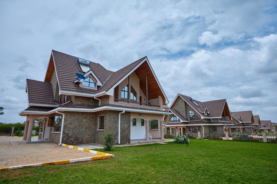 Property building, Garden