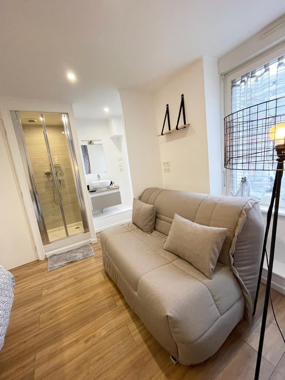 La Casa Wifi Netflix Apartment in Normandy