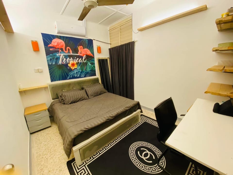 Bed, Bedroom