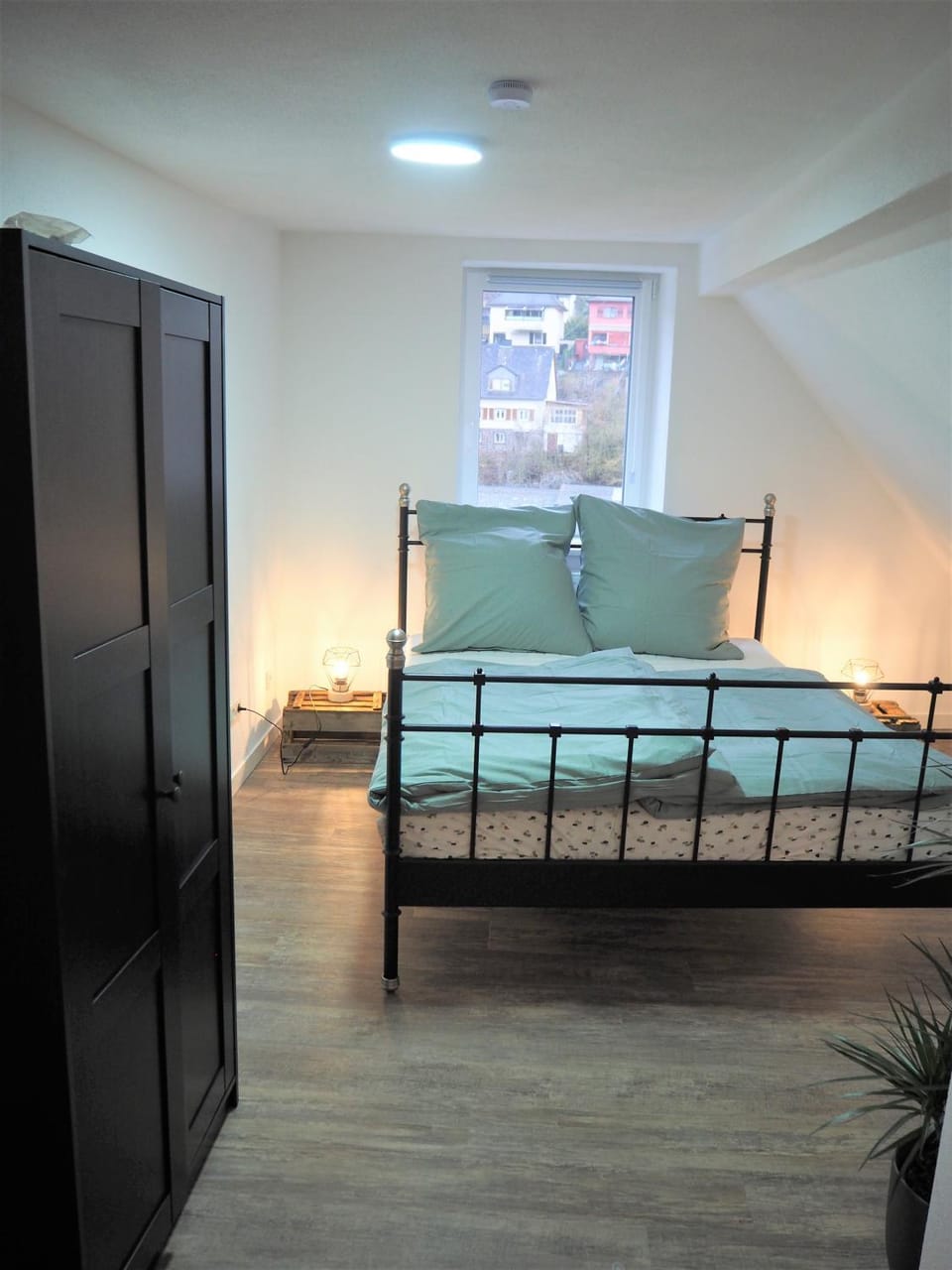 Bed, Photo of the whole room, Bedroom, wardrobe