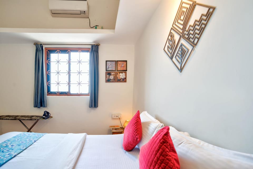 Bedroom, air conditioner