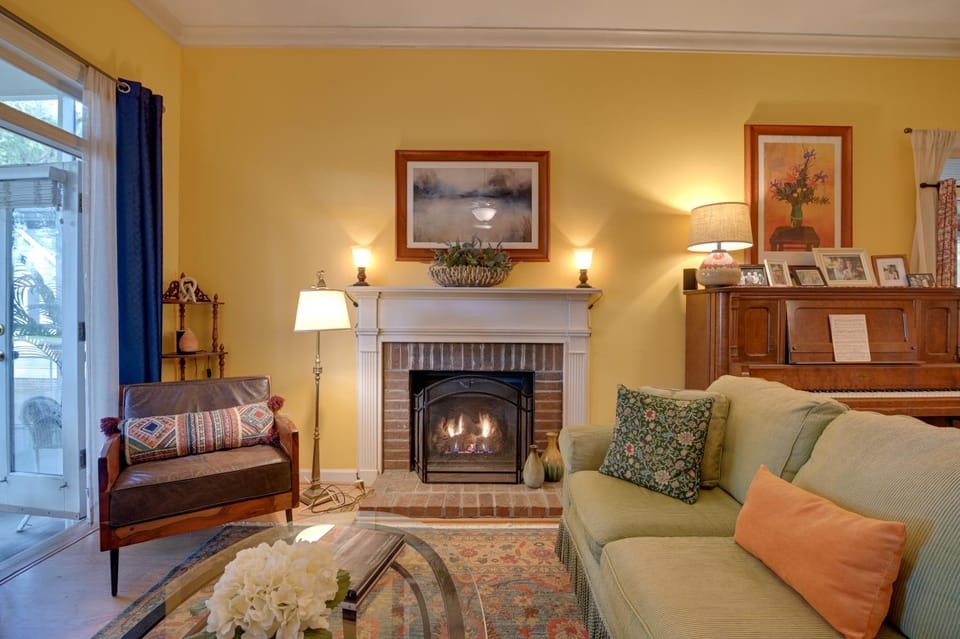 Riverside Cottage: Close to Ocean and Myrtle Beach House in Murrells Inlet