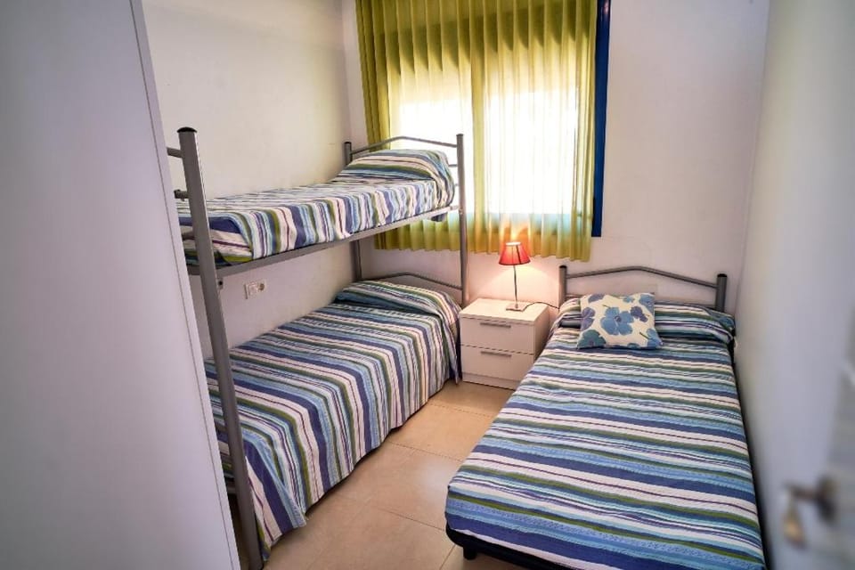 bunk bed