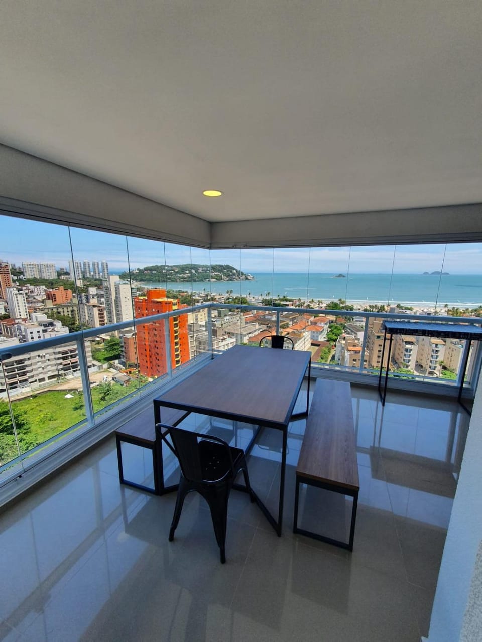 Ap 17o Andar Golden Sun - Vista Panorâmica Mar Lazer Clube 2 vagas Apartment in State of São Paulo
