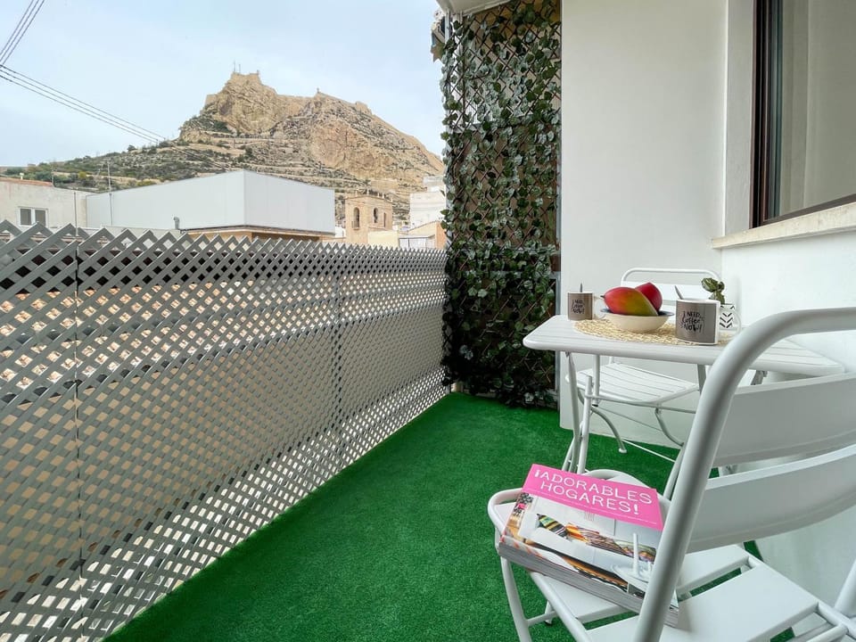 Balcony/Terrace, City view, Landmark view