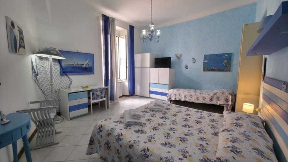 La Maison des Caprices_ La Spezia _Stazione_5Terre Apartment in La Spezia