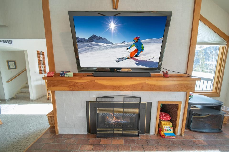 Quicksilver 1618 by SummitCove Lodging in Colorado House in Keystone