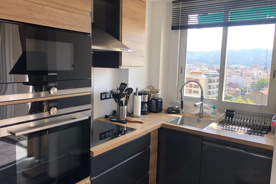 Cosy 42m With Balcony Nice View And Wifi Apartment in Cannes
