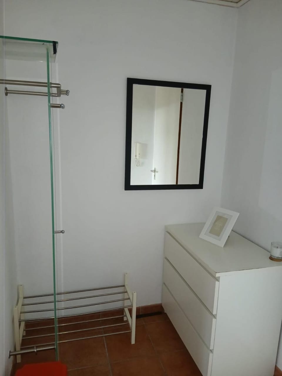 B305, Schöne 2-Zimmer Ferienwohnung Apartment in Koblenz