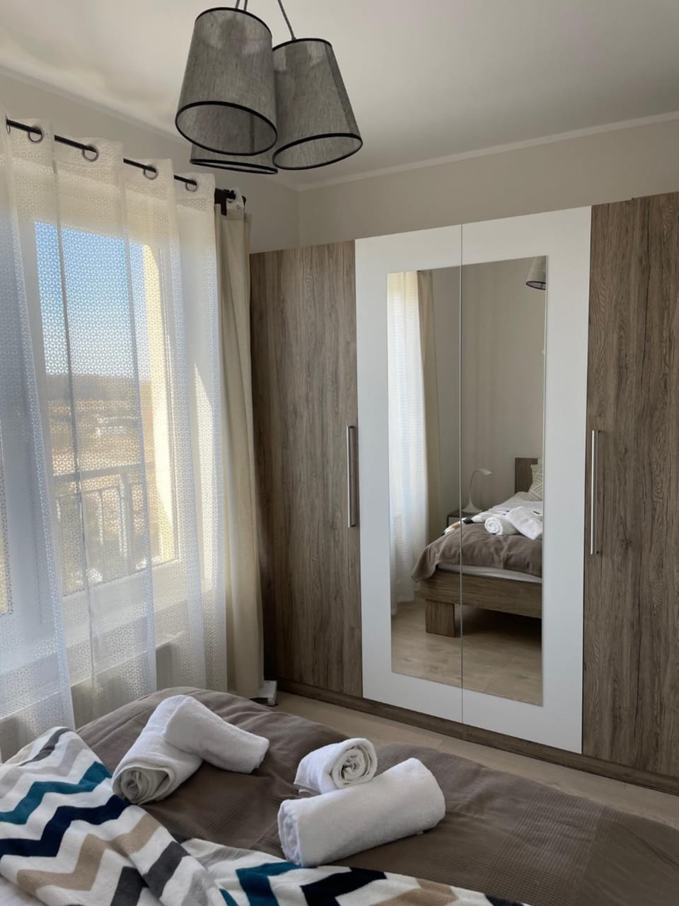 Bed, Photo of the whole room, Bedroom, towels, wardrobe