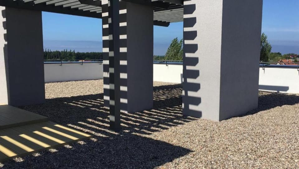 Property building, Balcony/Terrace