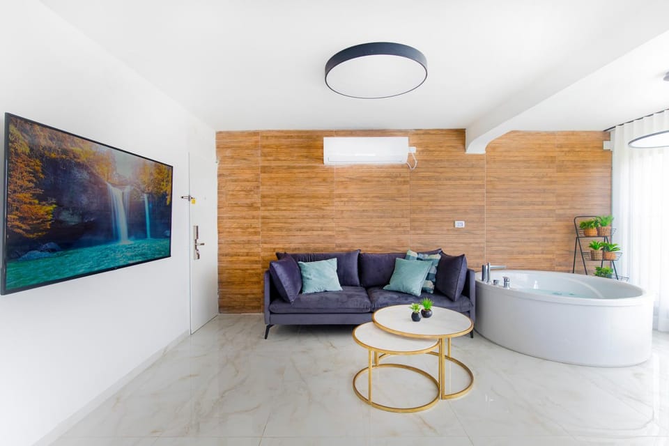 TV and multimedia, Living room