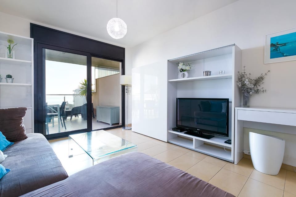 V011 - MARITIM - Roses Apartment in Roses