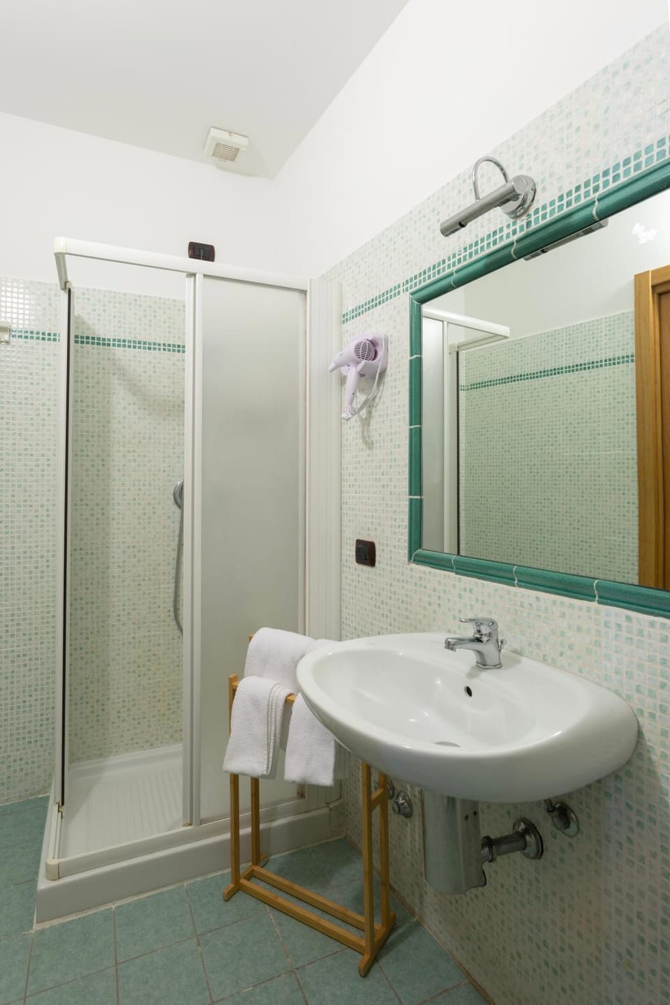 Affittacamere Carnevali MJ Bed and Breakfast in Loreto