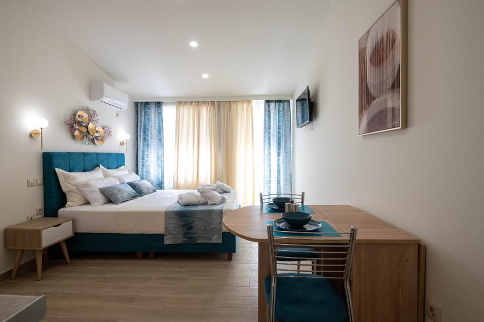Bed, Photo of the whole room