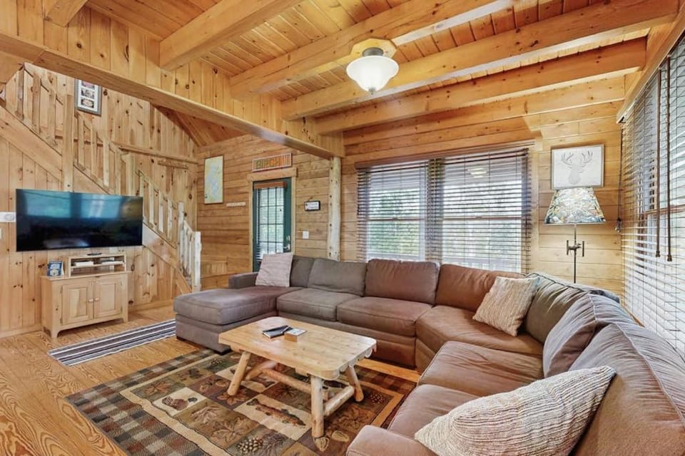 Birch Overlook House in Beaver Cove