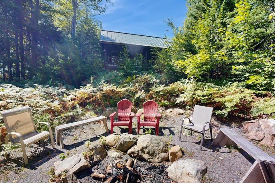 Prong Mountain House in Beaver Cove