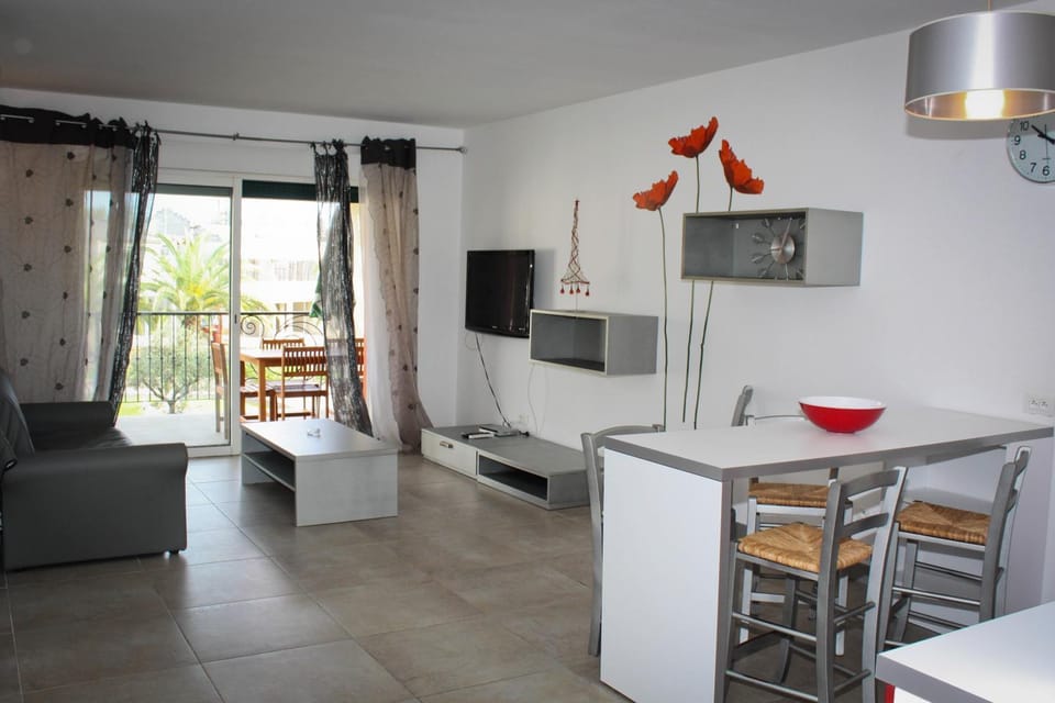 TV and multimedia, Seating area