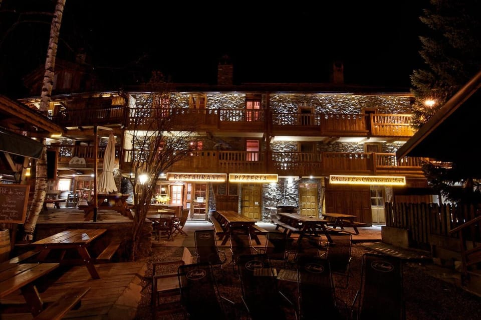 Chalet Les Champs Du Pont - LA GRANDE FERME 9 Pièces 15 pers. Appartement en chalet - 205m² MAE-6964 Chalet in Tignes