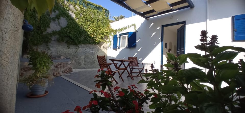 Katerina & Joanna Adamas Studio Milos House in Milos